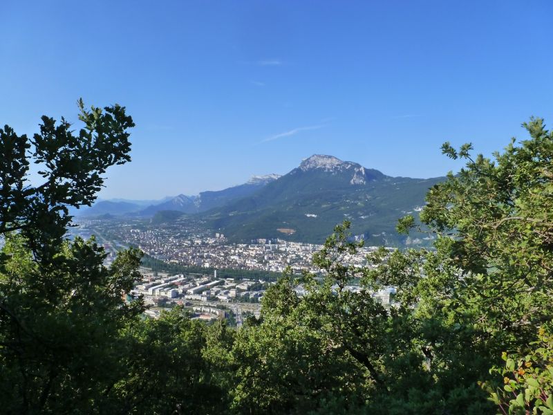 Rapidement, Grenoble se découvre.